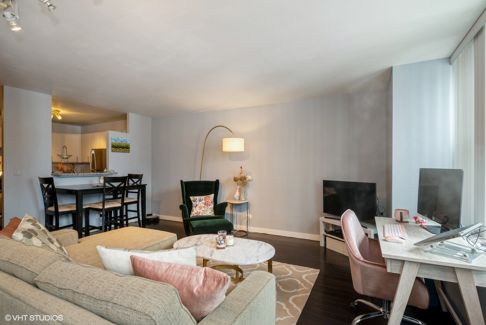 400 E Randolph Street Unit: 3502