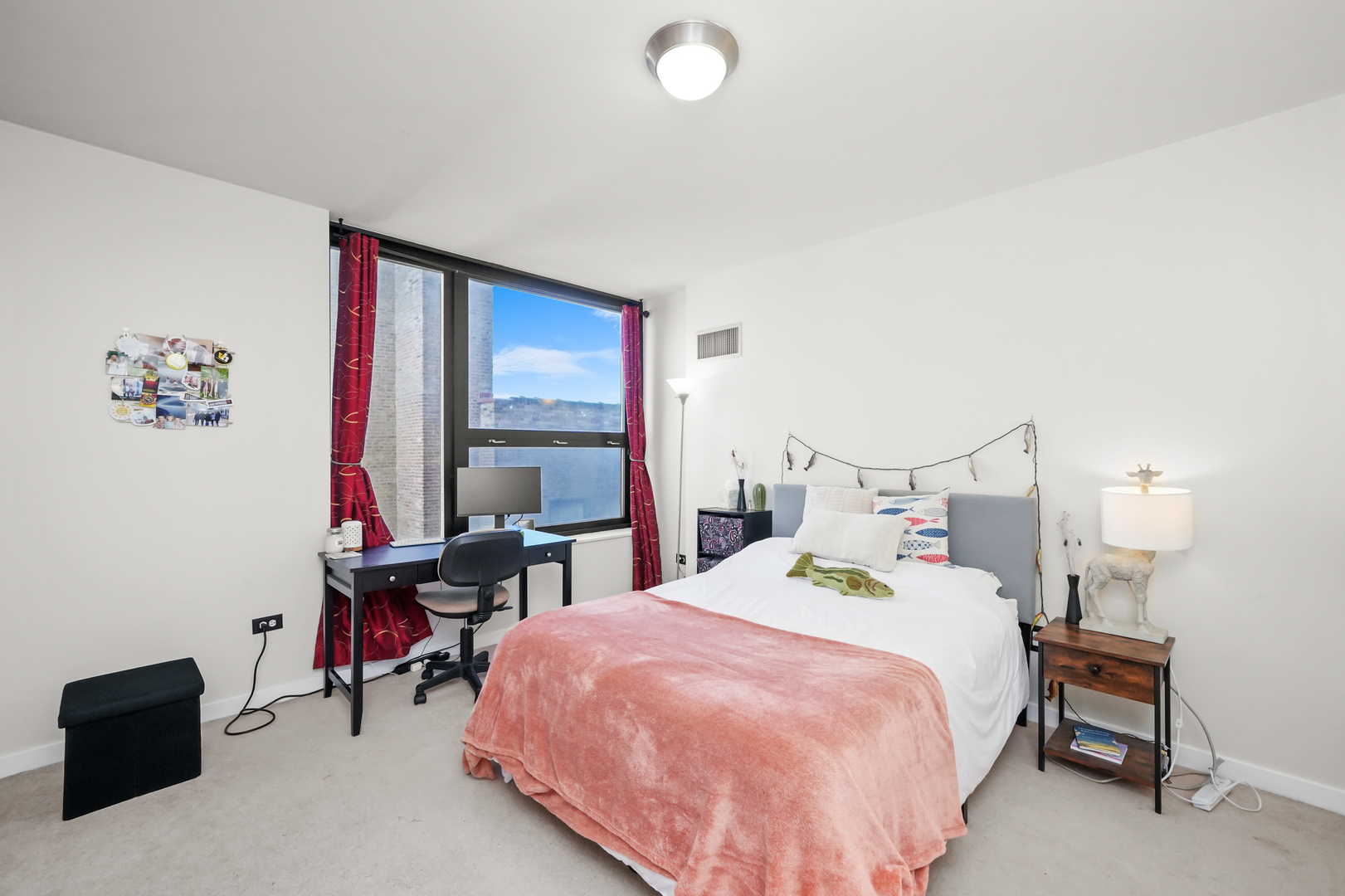 1160 S Michigan Avenue Unit: 1005