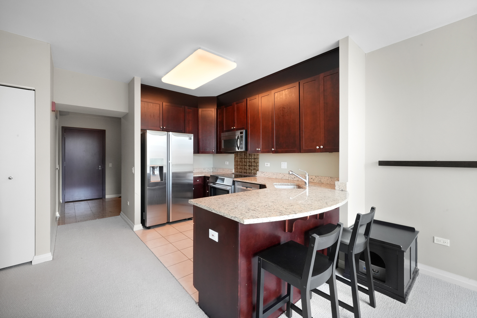 33 W Ontario Street Unit: 39C