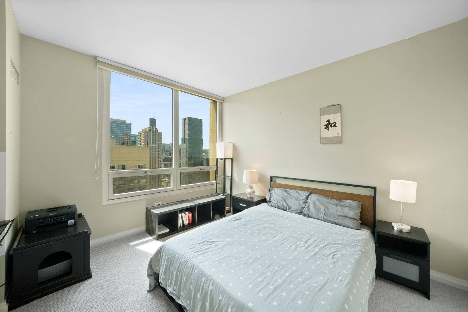 33 W Ontario Street Unit: 39C