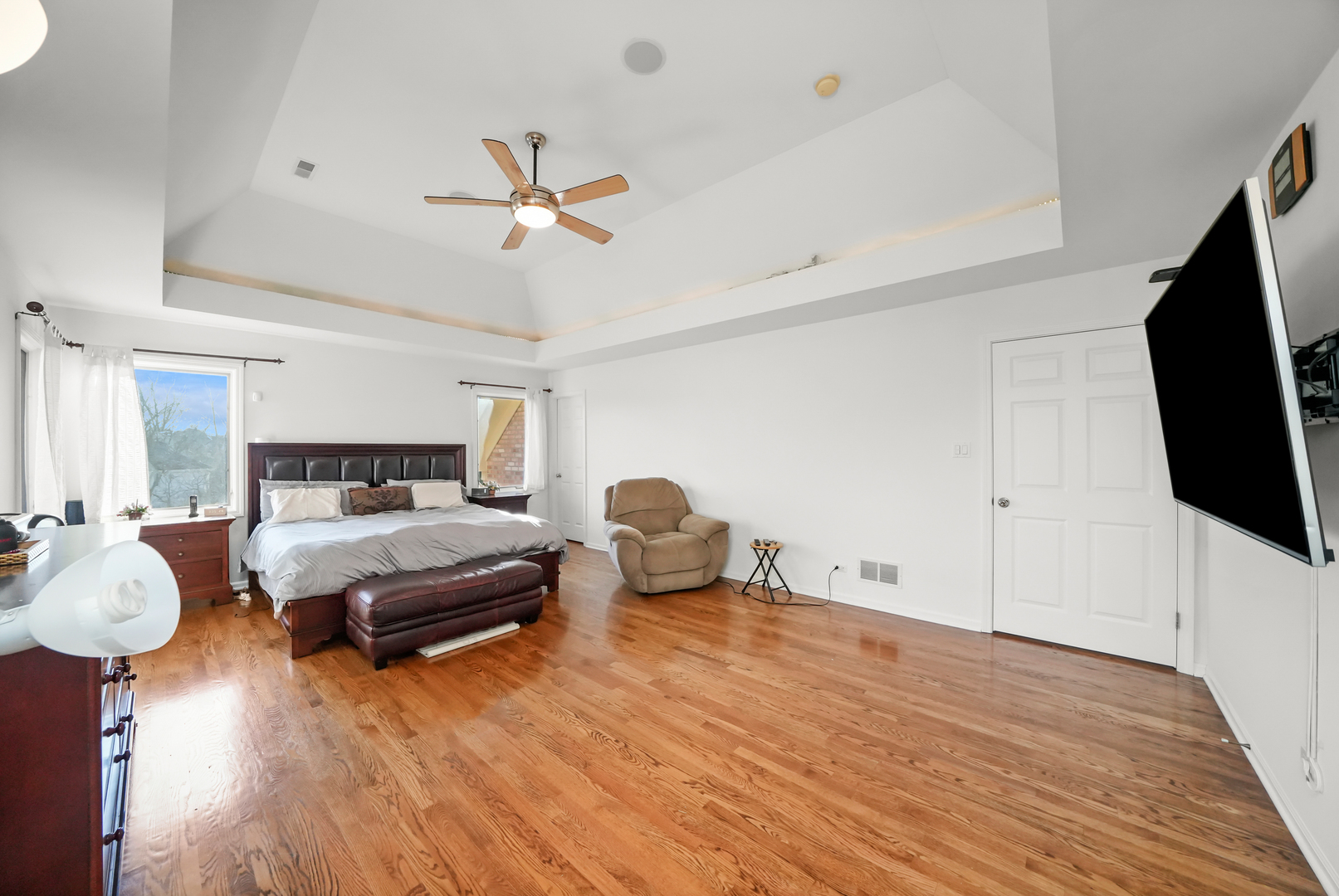 9127 W FALLING WATERS Drive