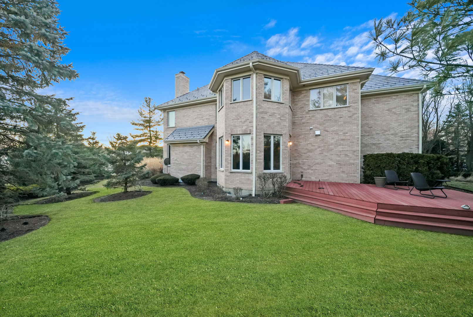 9127 W FALLING WATERS Drive
