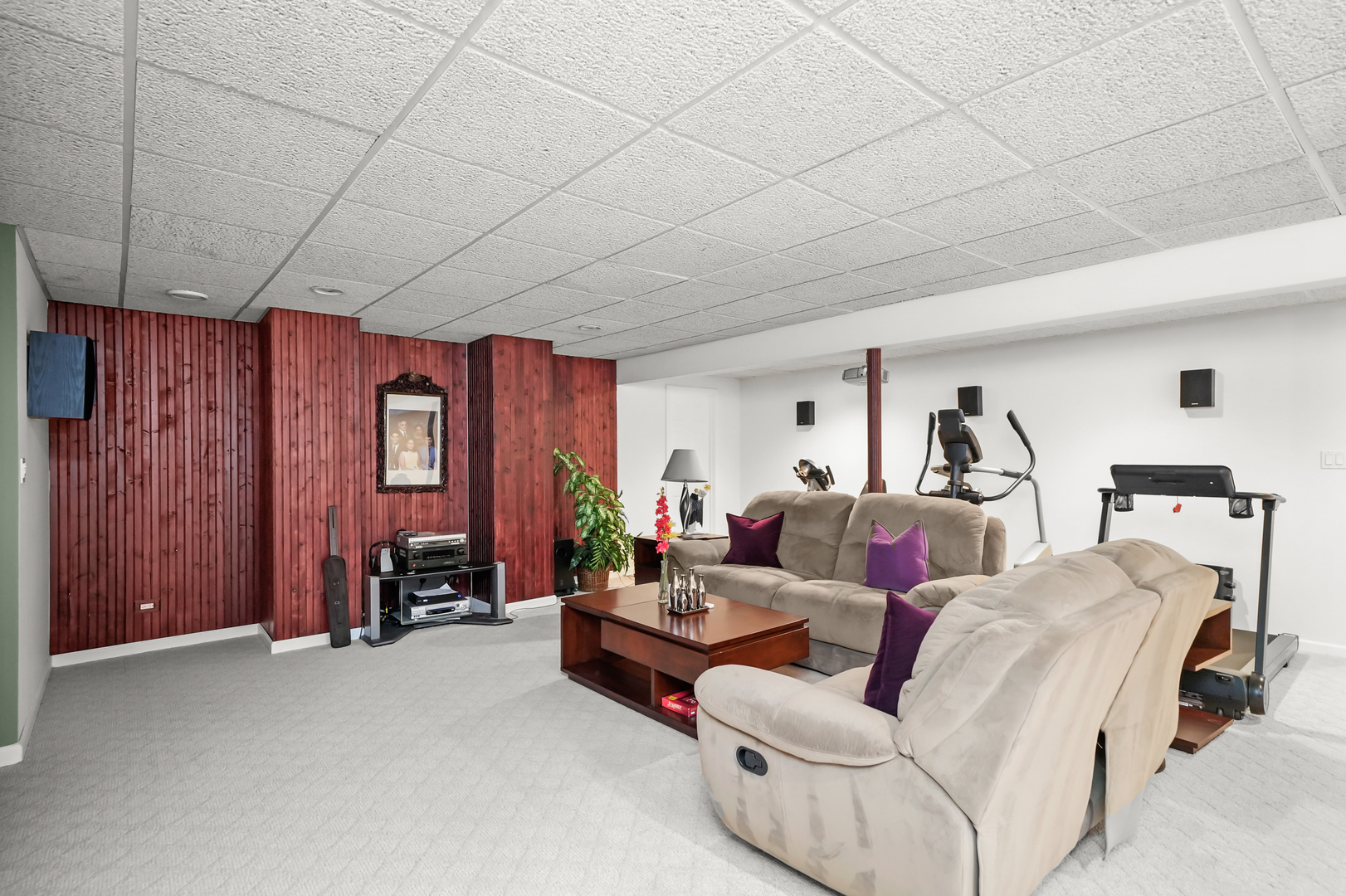 9127 W FALLING WATERS Drive