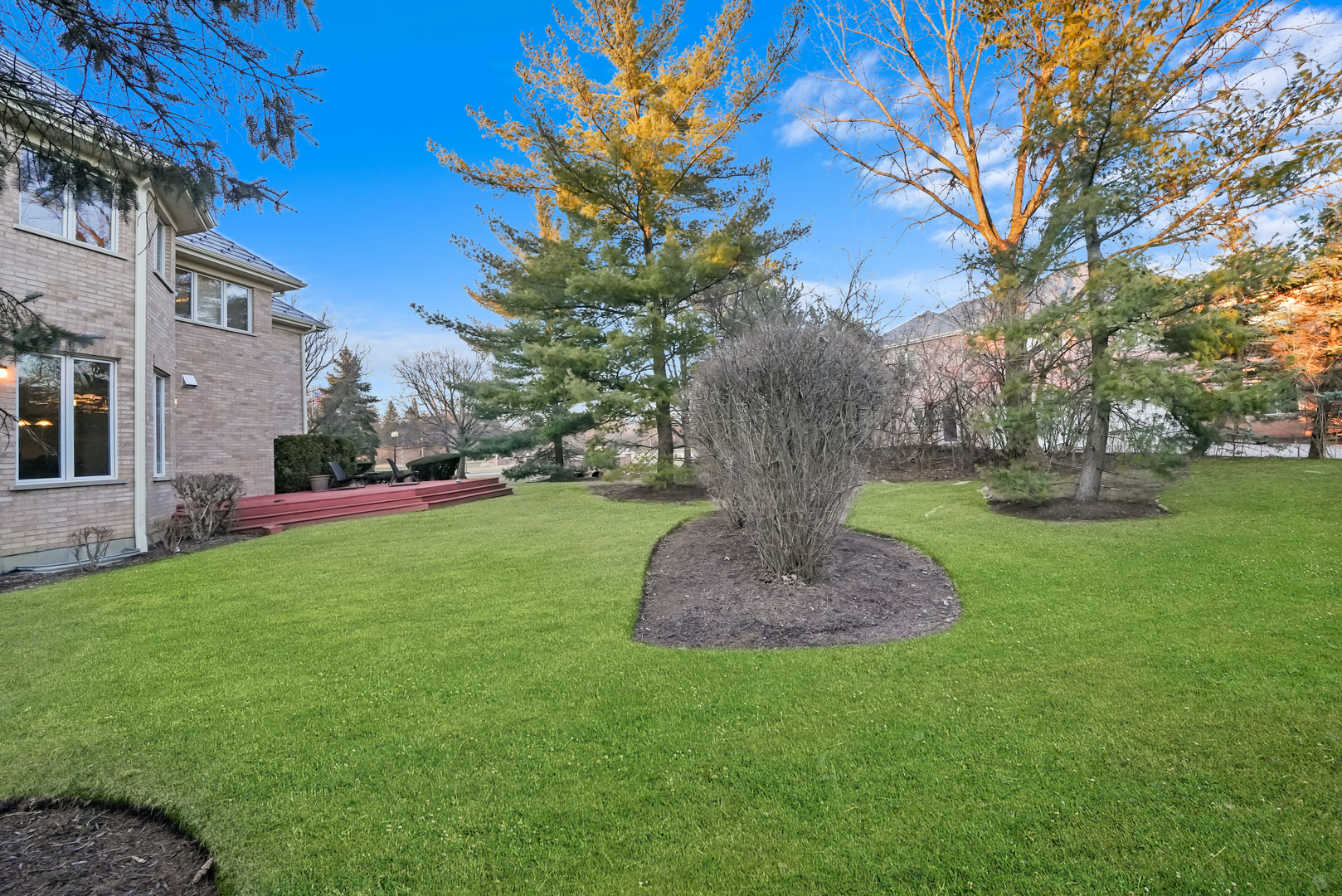 9127 W FALLING WATERS Drive