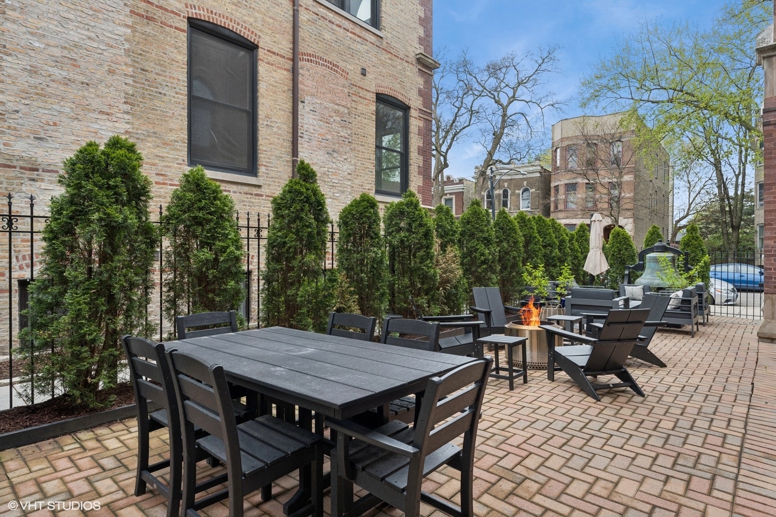 921 N Hoyne Avenue Unit: 1