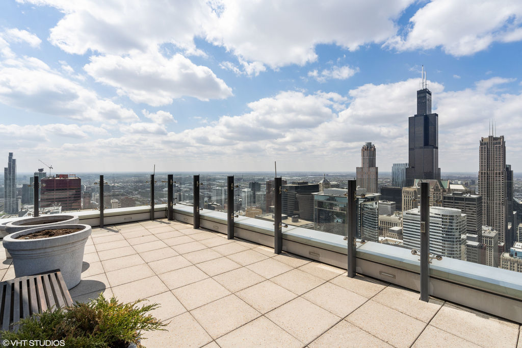 60 E Monroe Street Unit: 3308