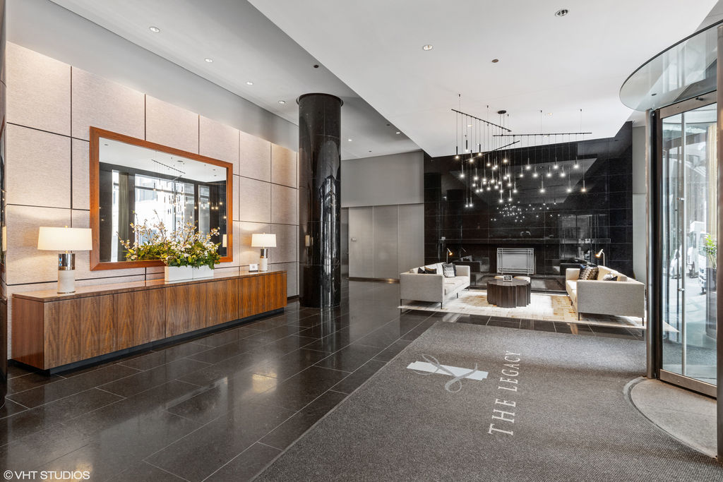 60 E Monroe Street Unit: 3308