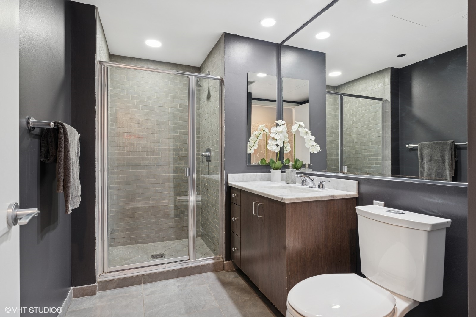 60 E Monroe Street Unit: 3308