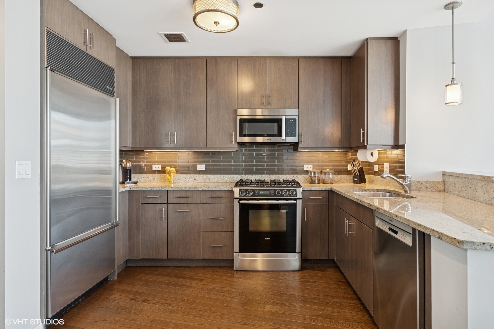 60 E Monroe Street Unit: 3308