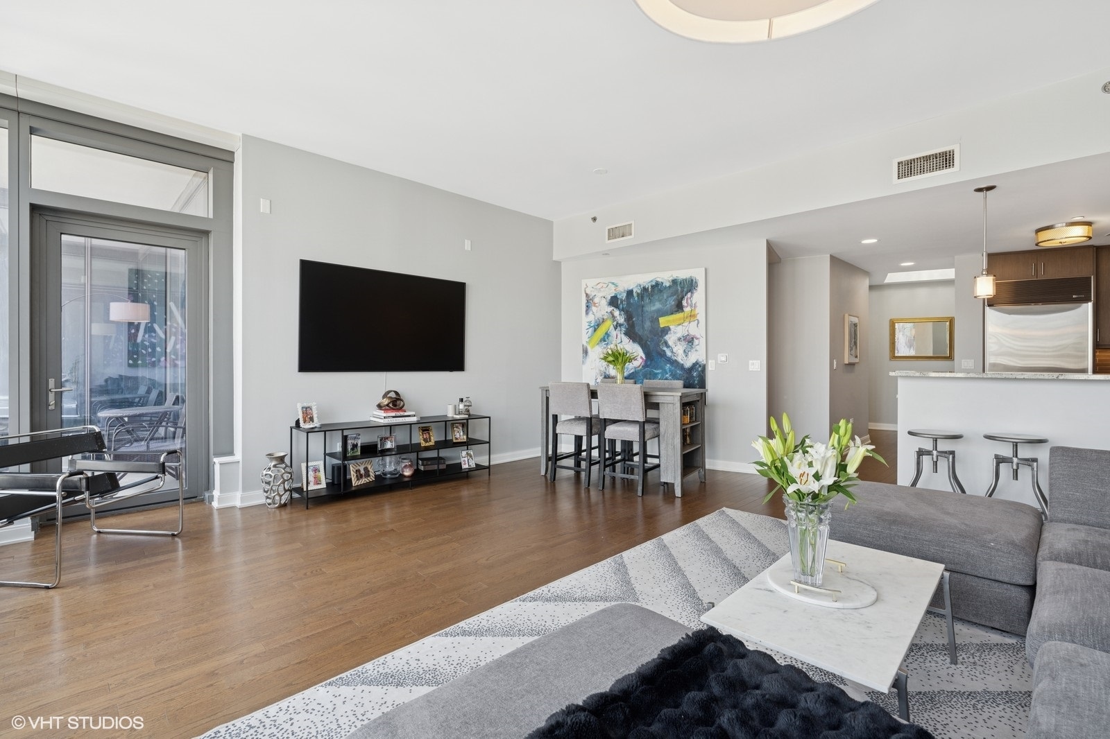 60 E Monroe Street Unit: 3308