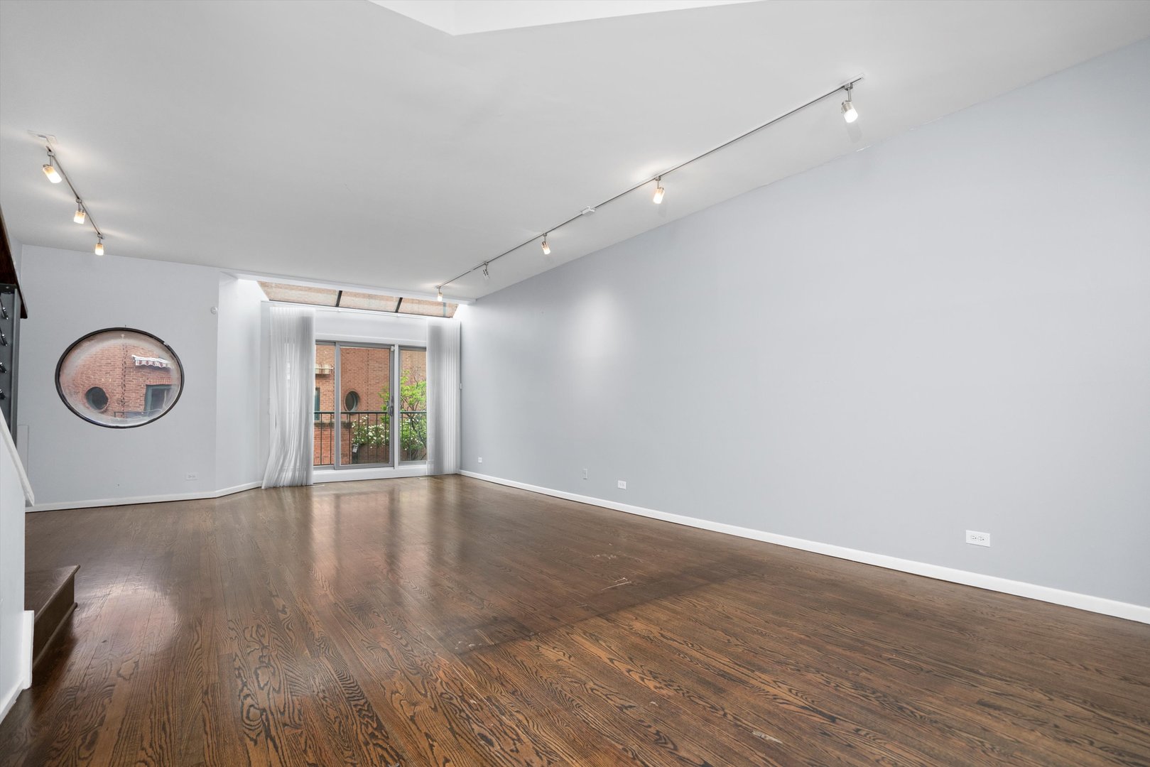 171 W Goethe Street Unit: B