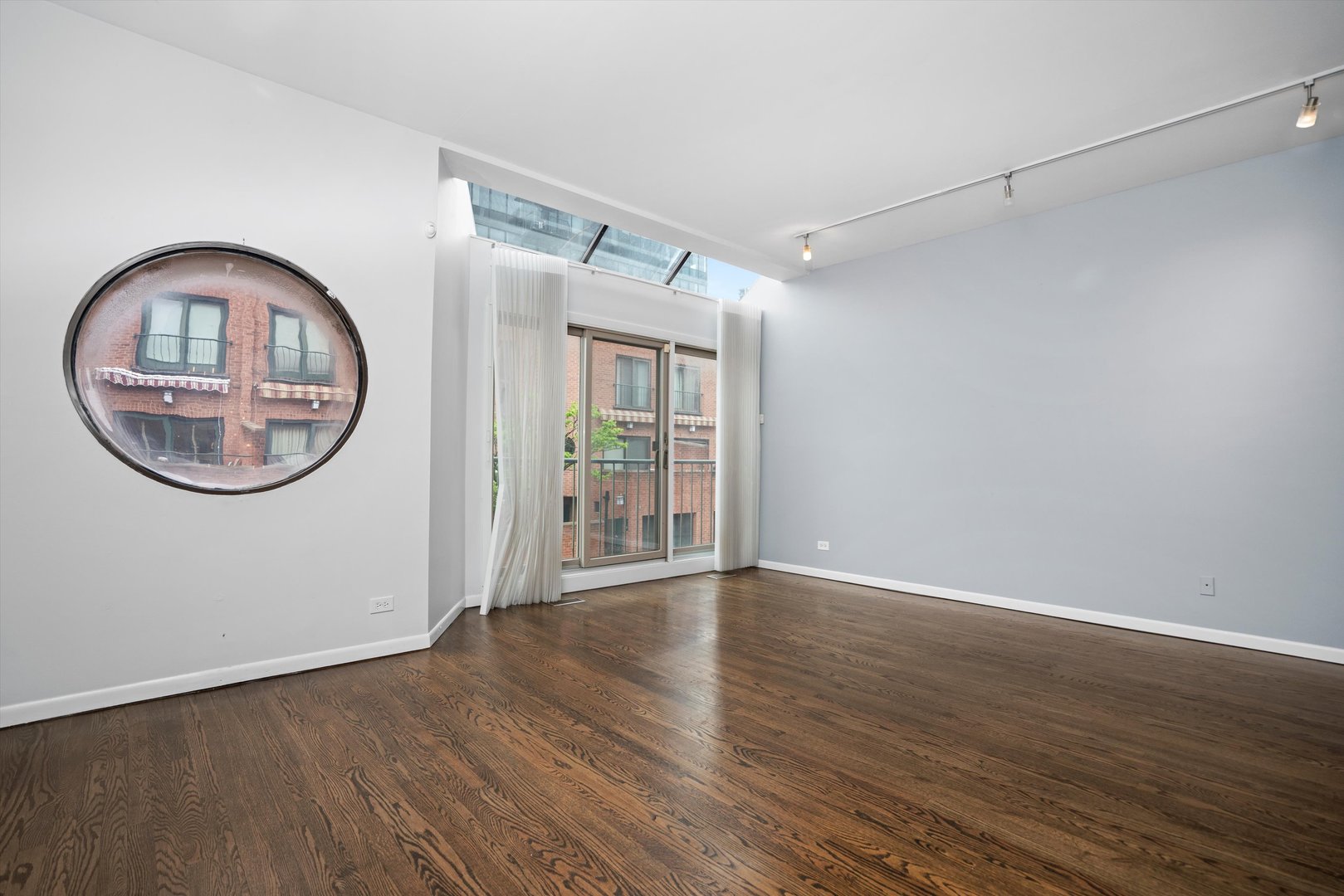 171 W Goethe Street Unit: B