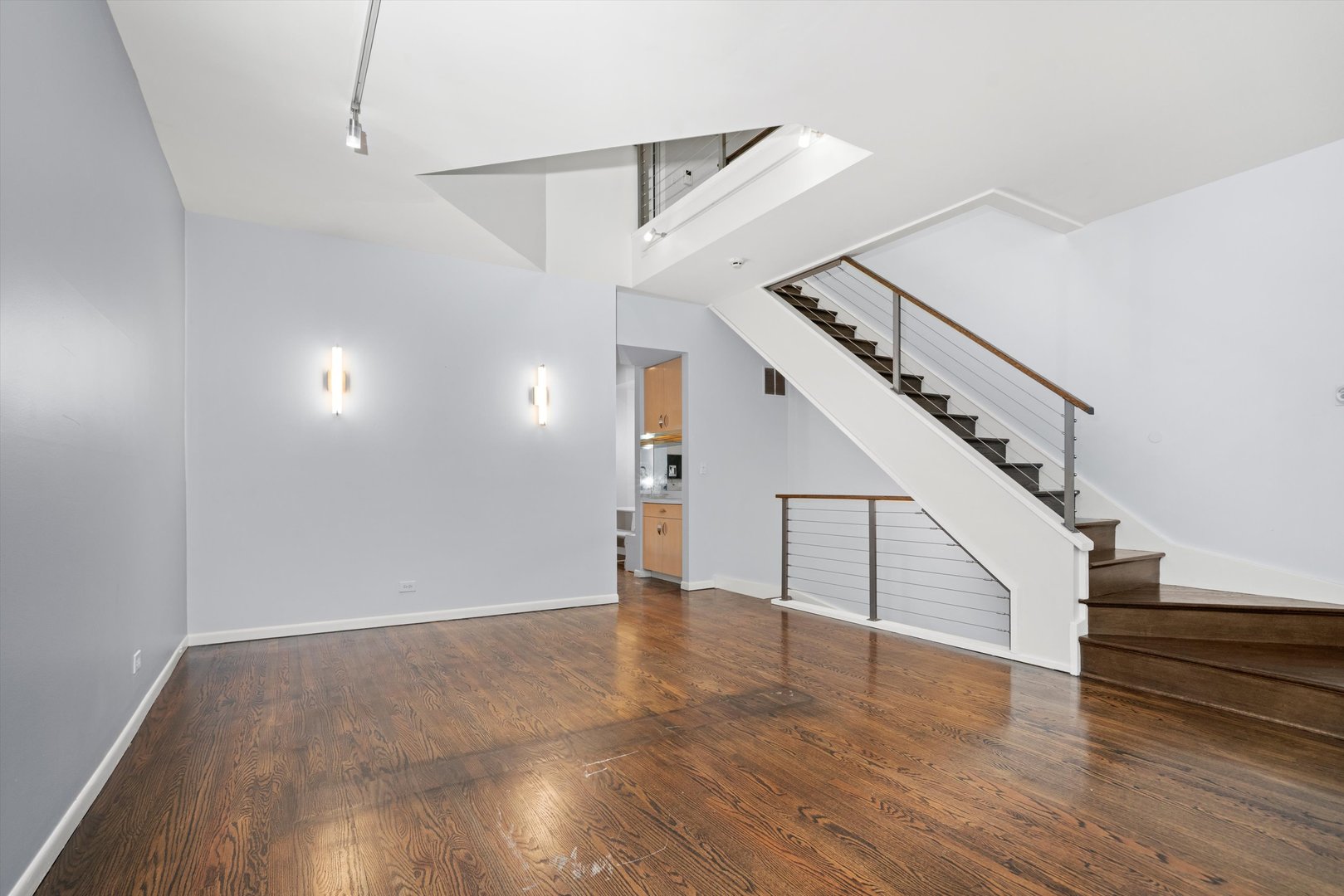 171 W Goethe Street Unit: B