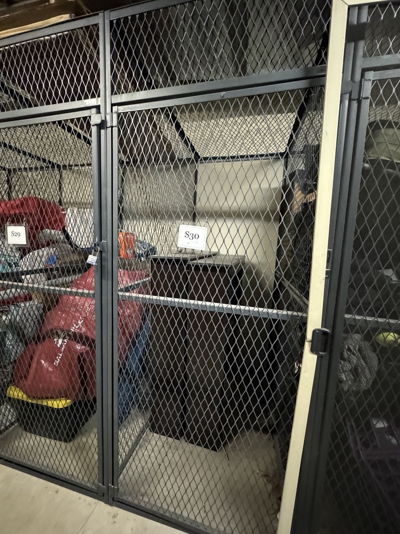 1155 W Roosevelt Road Unit: 204