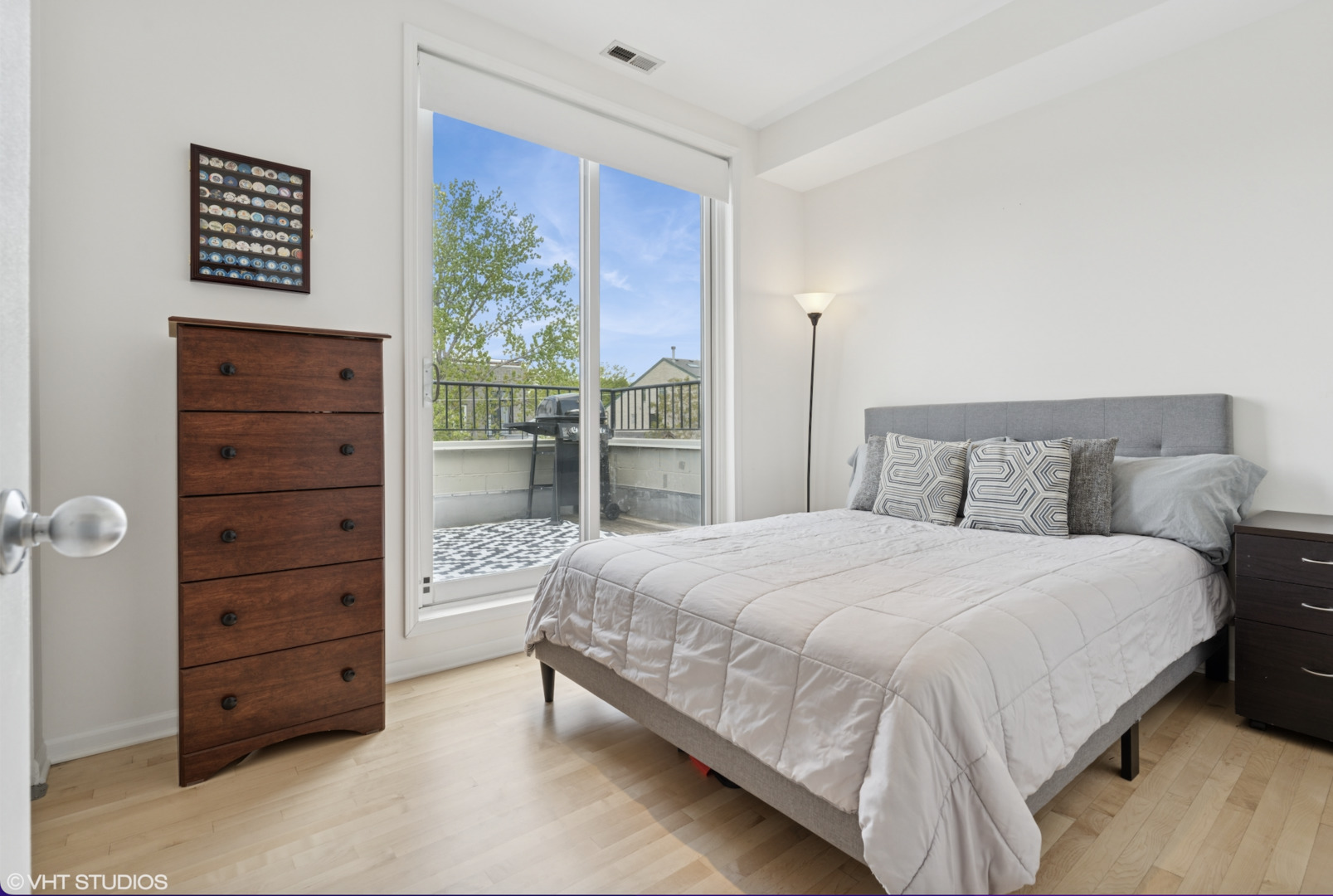 900 N Wood Street Unit: 3N