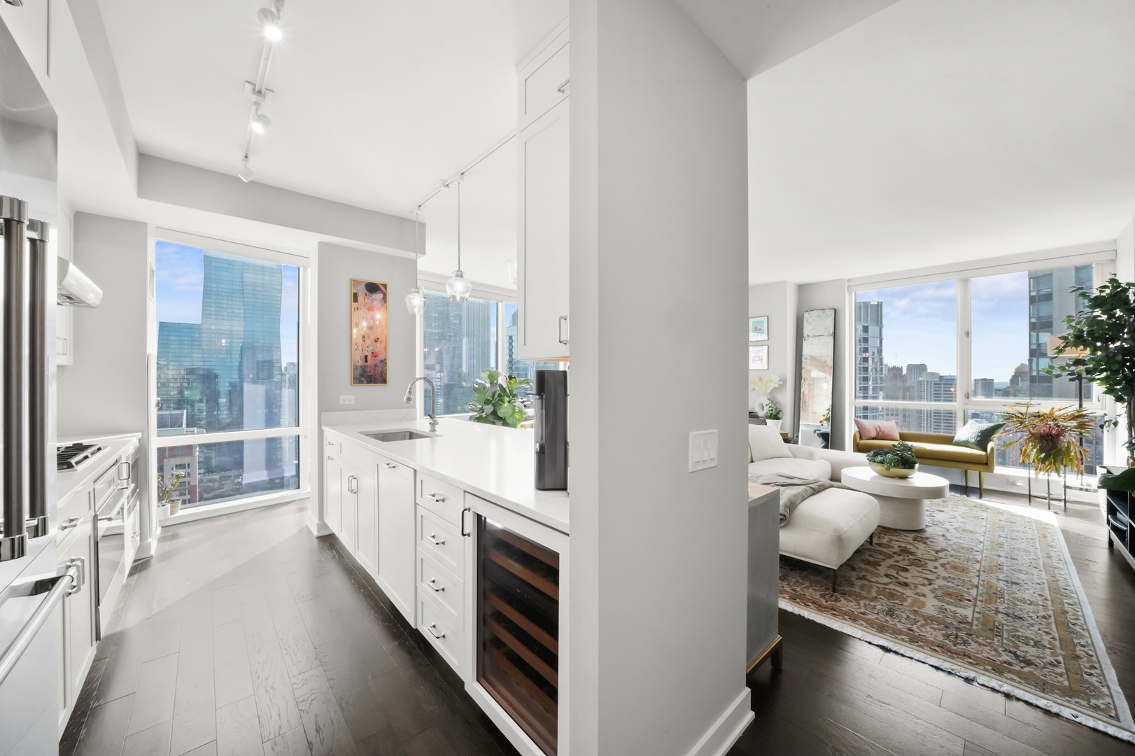 505 N Mcclurg Court Unit: 4505