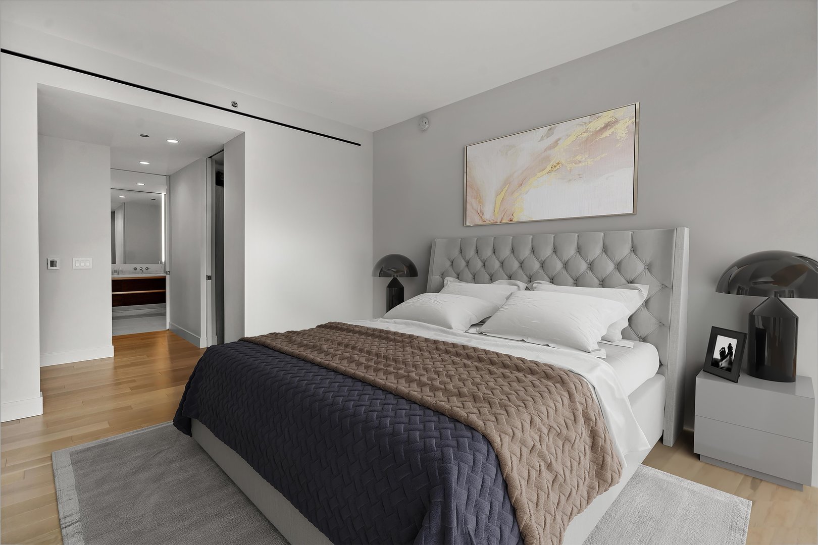 366 W Superior Street Unit: 302