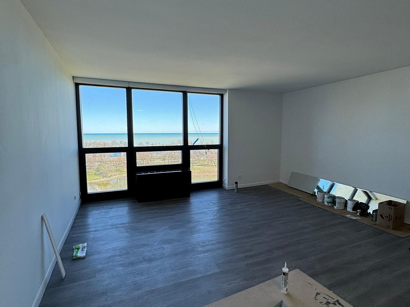 2500 N Lakeview Avenue Unit: 1503
