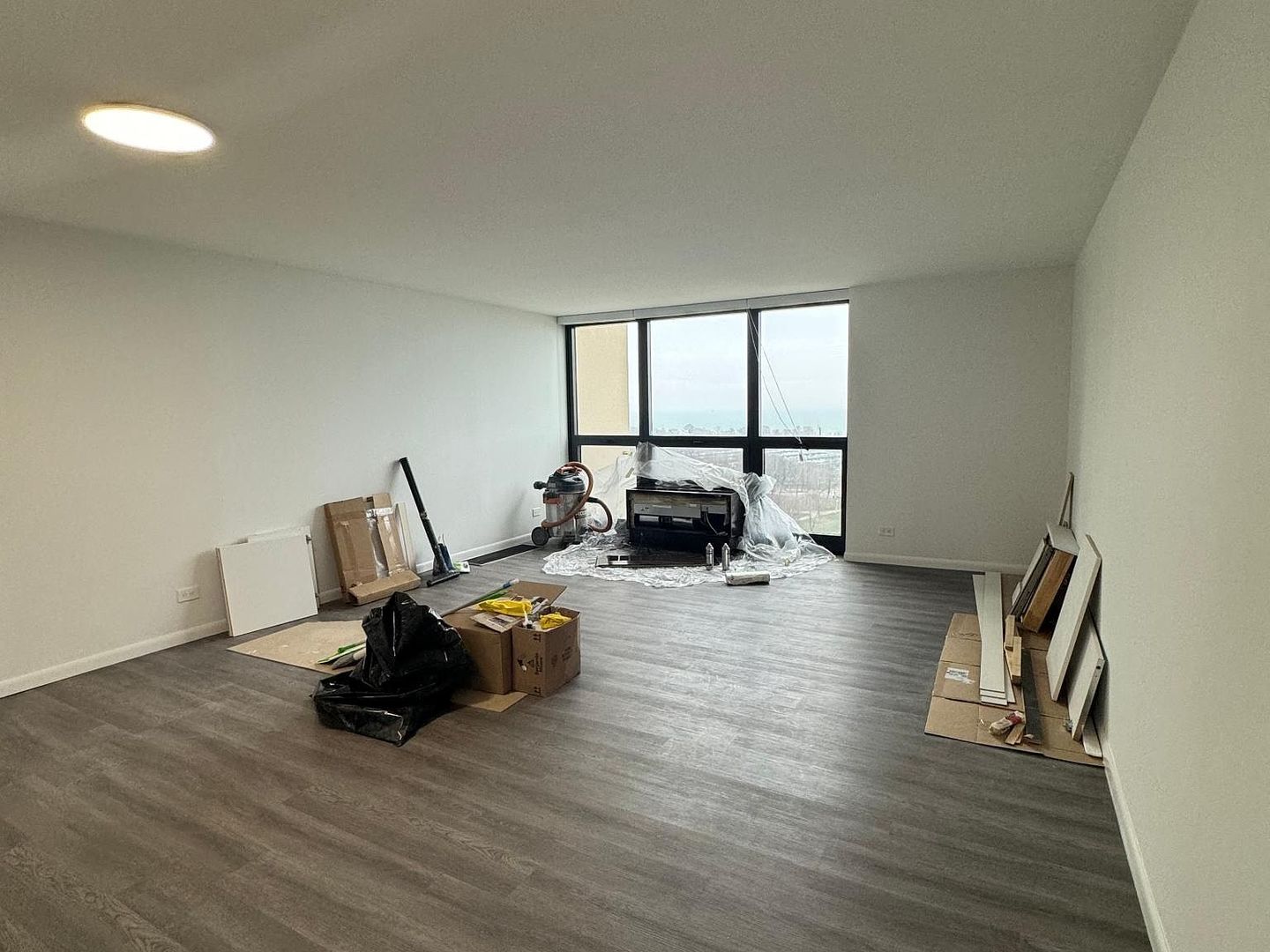 2500 N Lakeview Avenue Unit: 1503