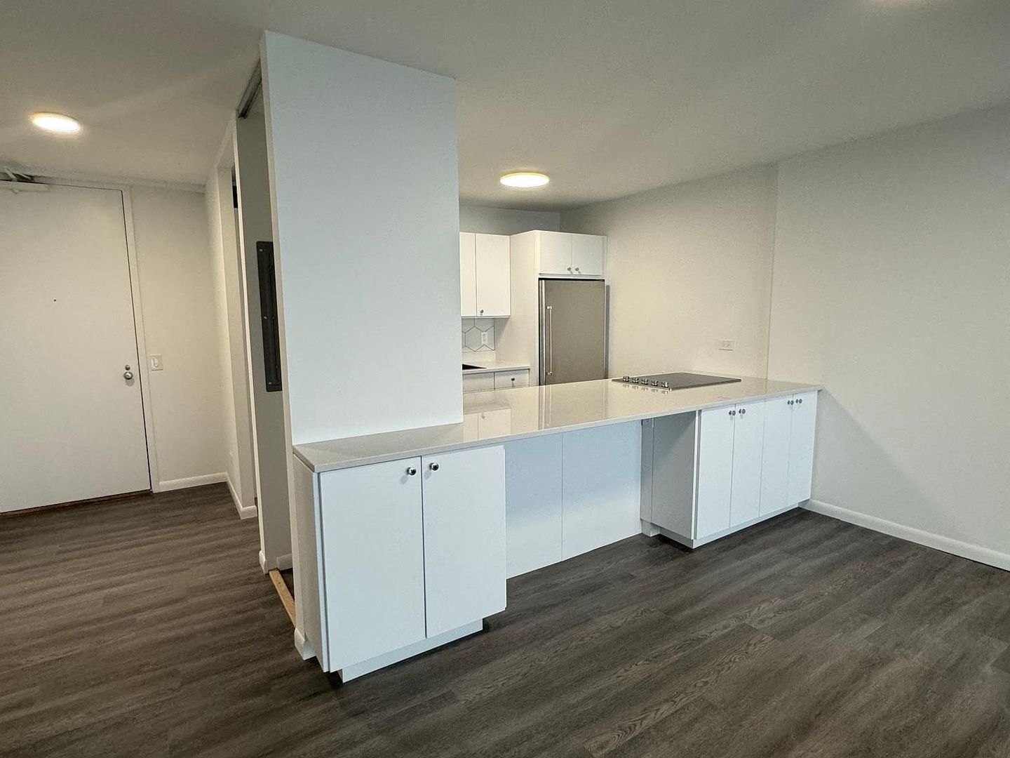 2500 N Lakeview Avenue Unit: 1503