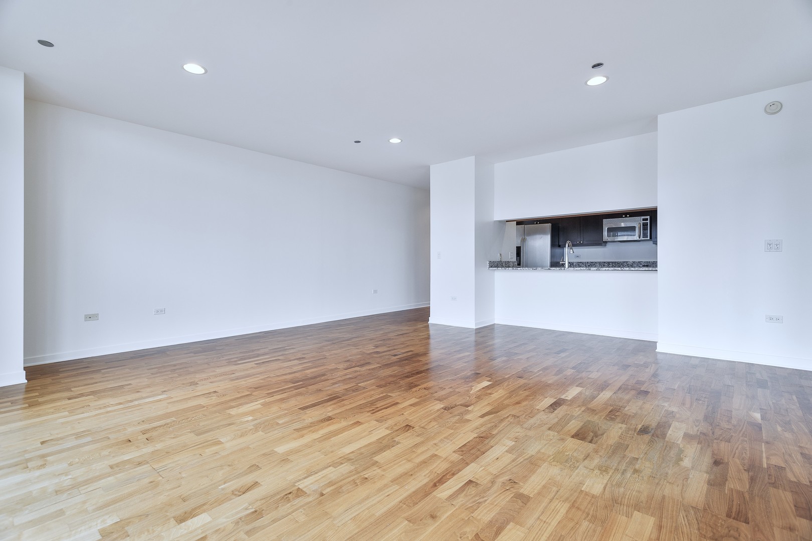 737 W WASHINGTON Boulevard Unit: 2702