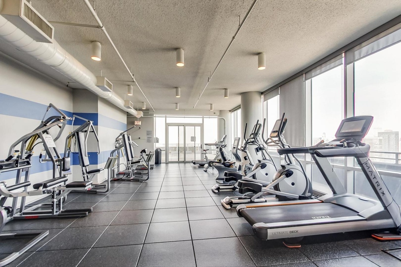 737 W WASHINGTON Boulevard Unit: 2702