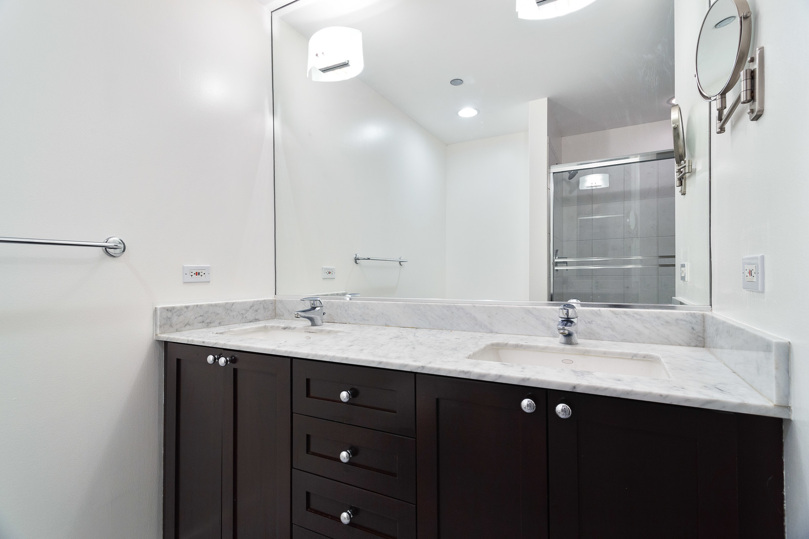 737 W WASHINGTON Boulevard Unit: 2702