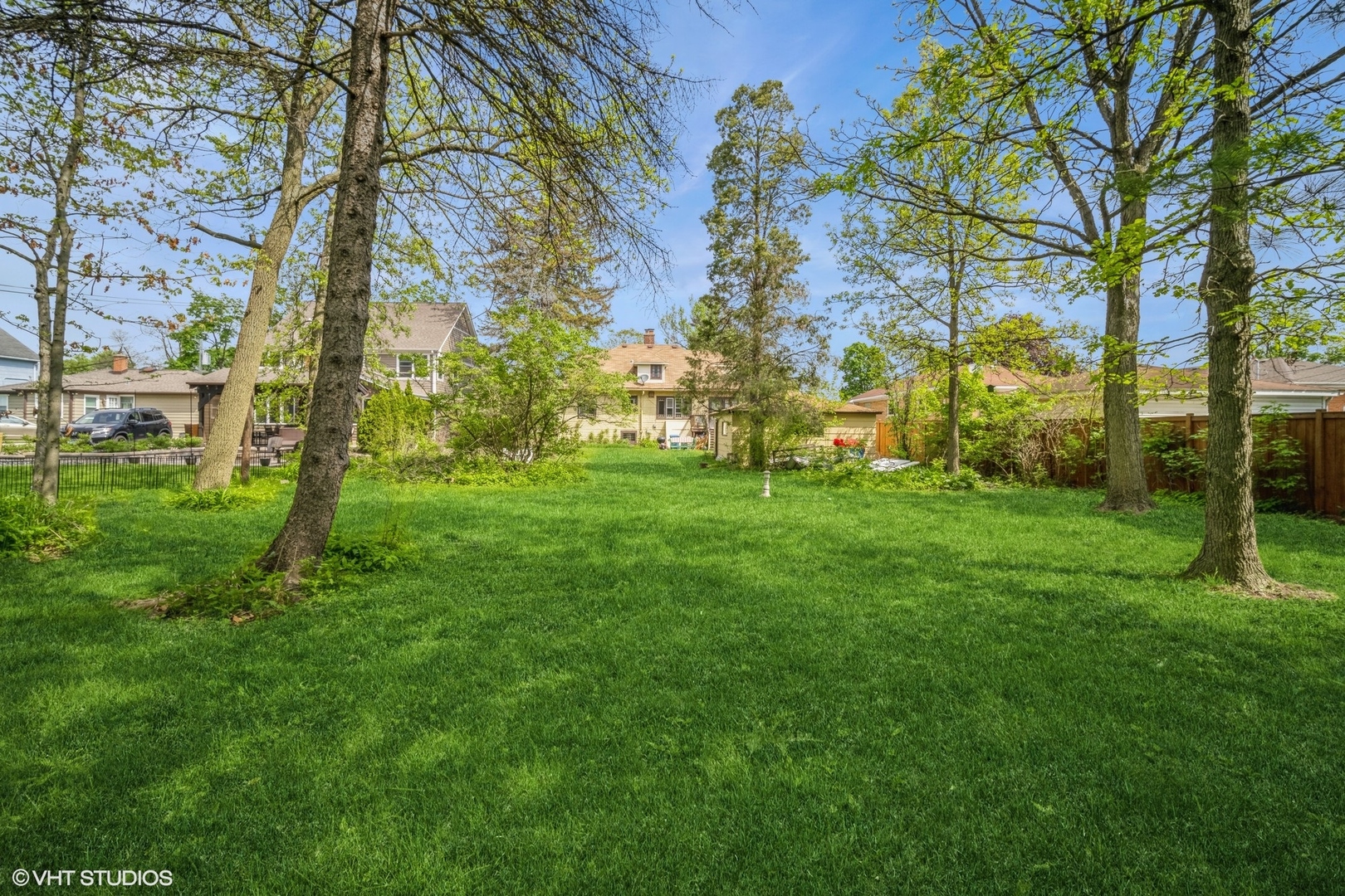 200 E Fremont Avenue