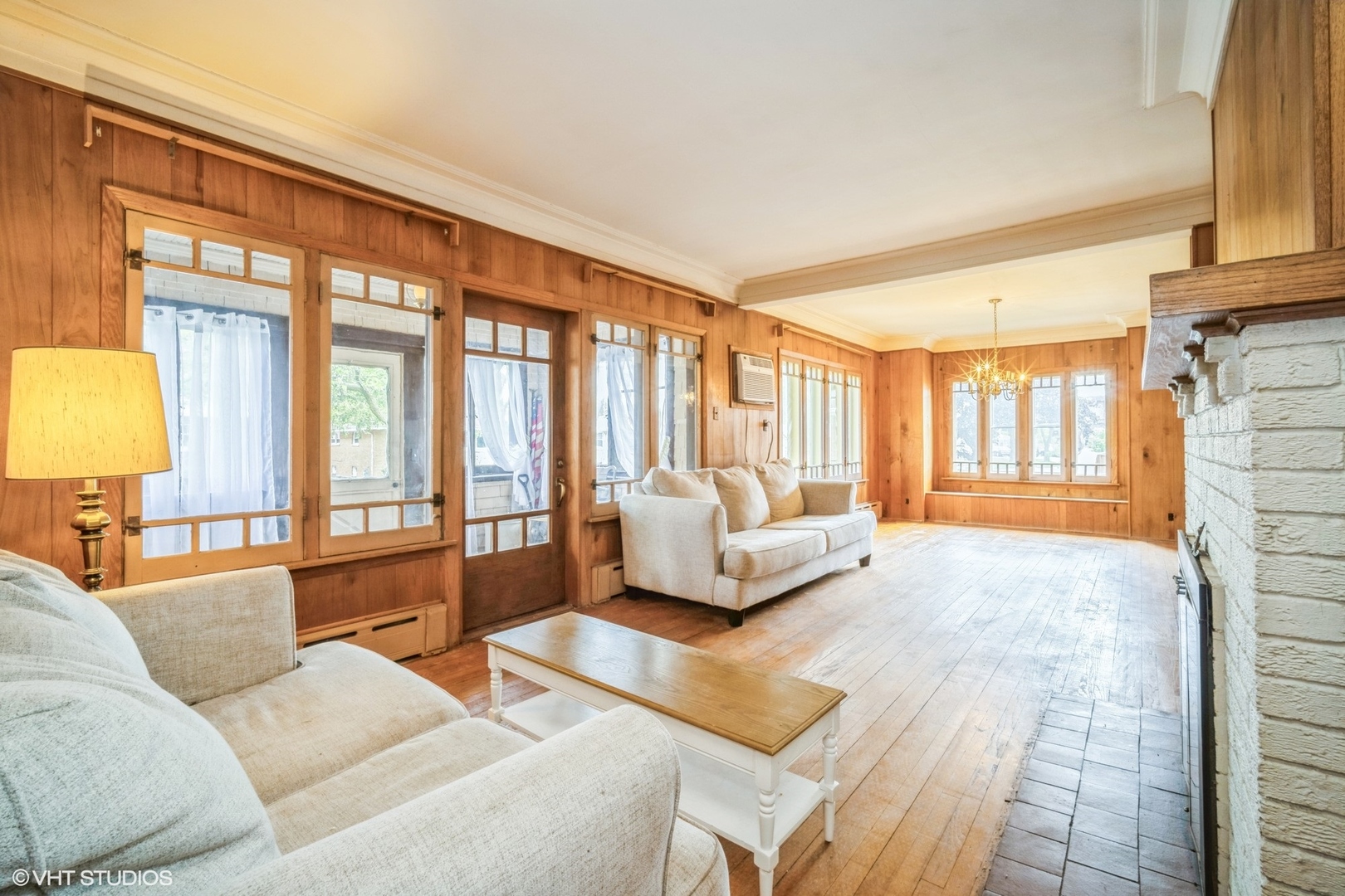 200 E Fremont Avenue