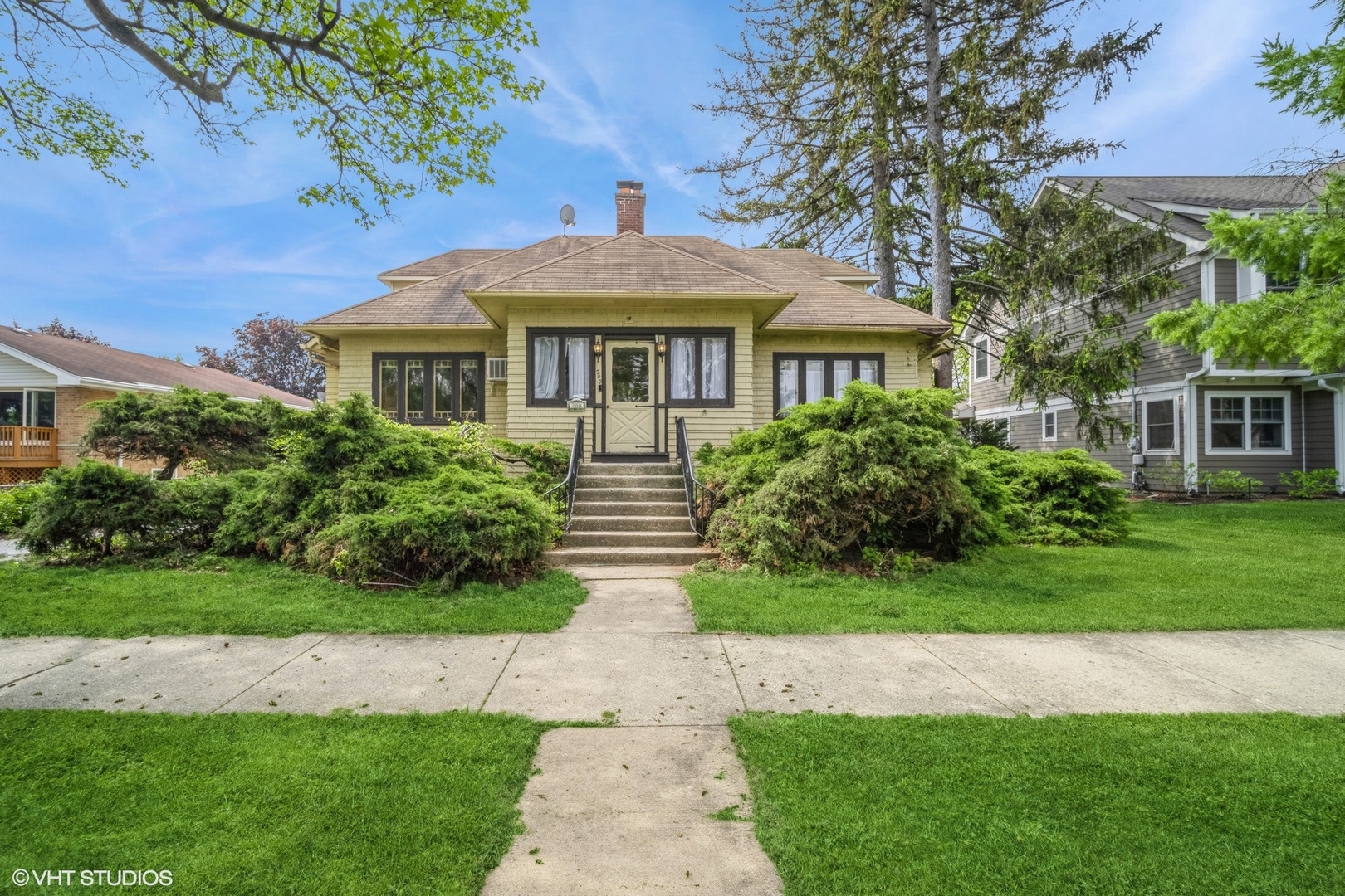 200 E Fremont Avenue