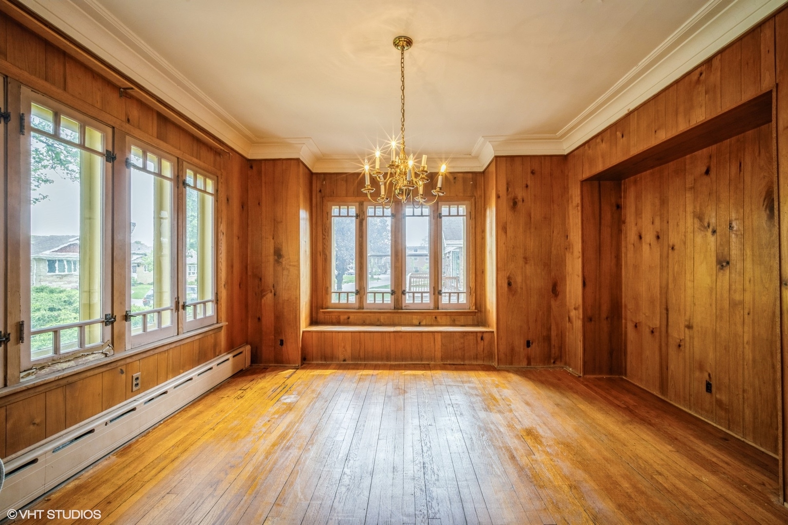 200 E Fremont Avenue