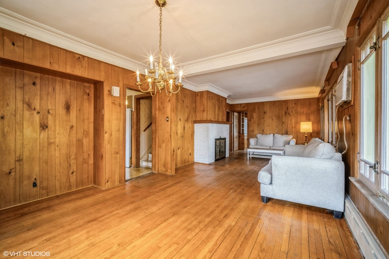 200 E Fremont Avenue