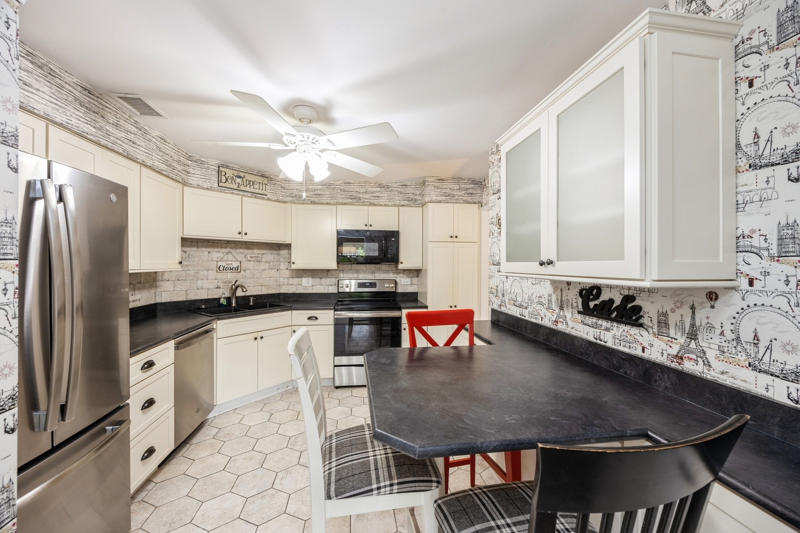 111 Acacia Drive Unit: 103