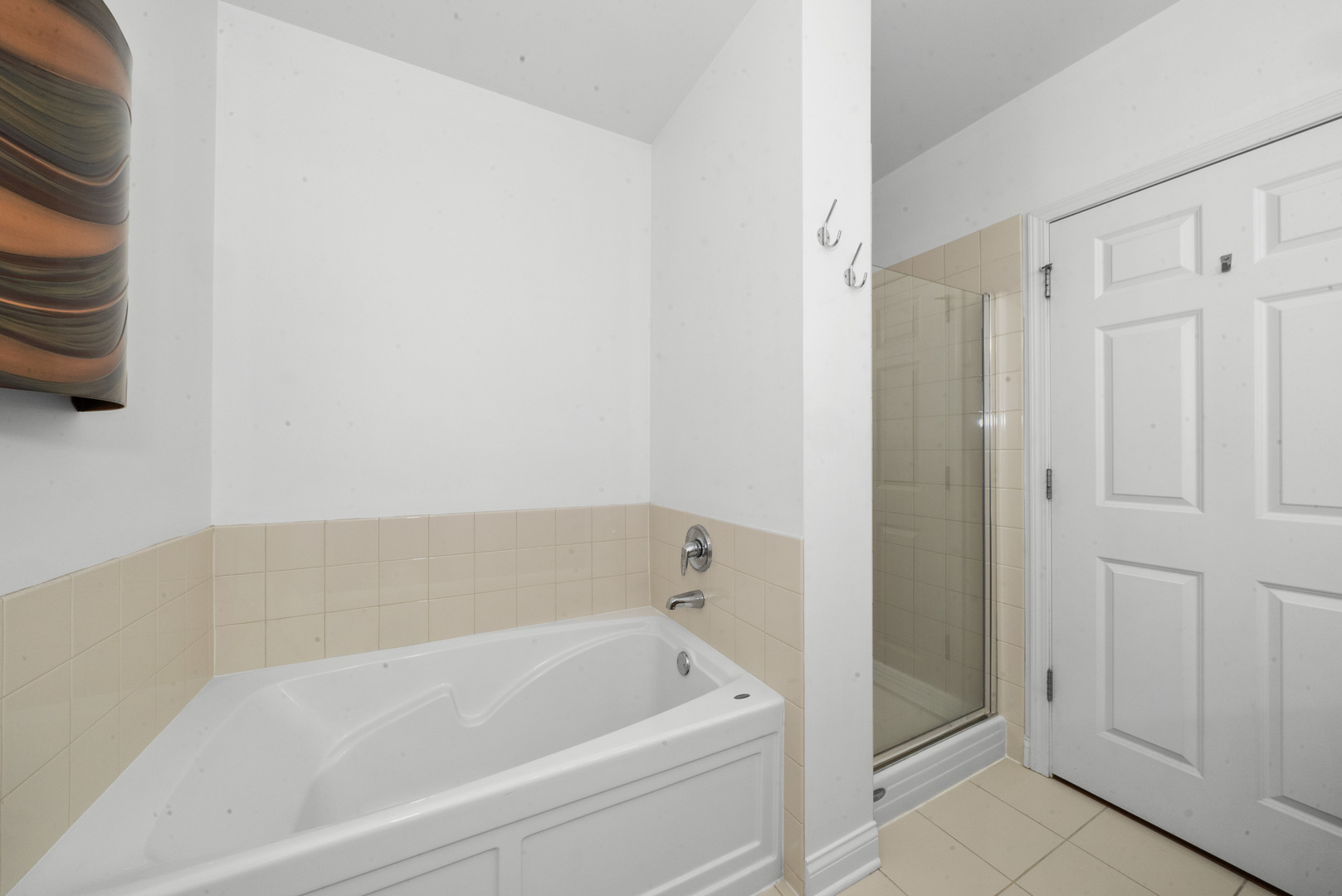 8 W MONROE Street Unit: 1704