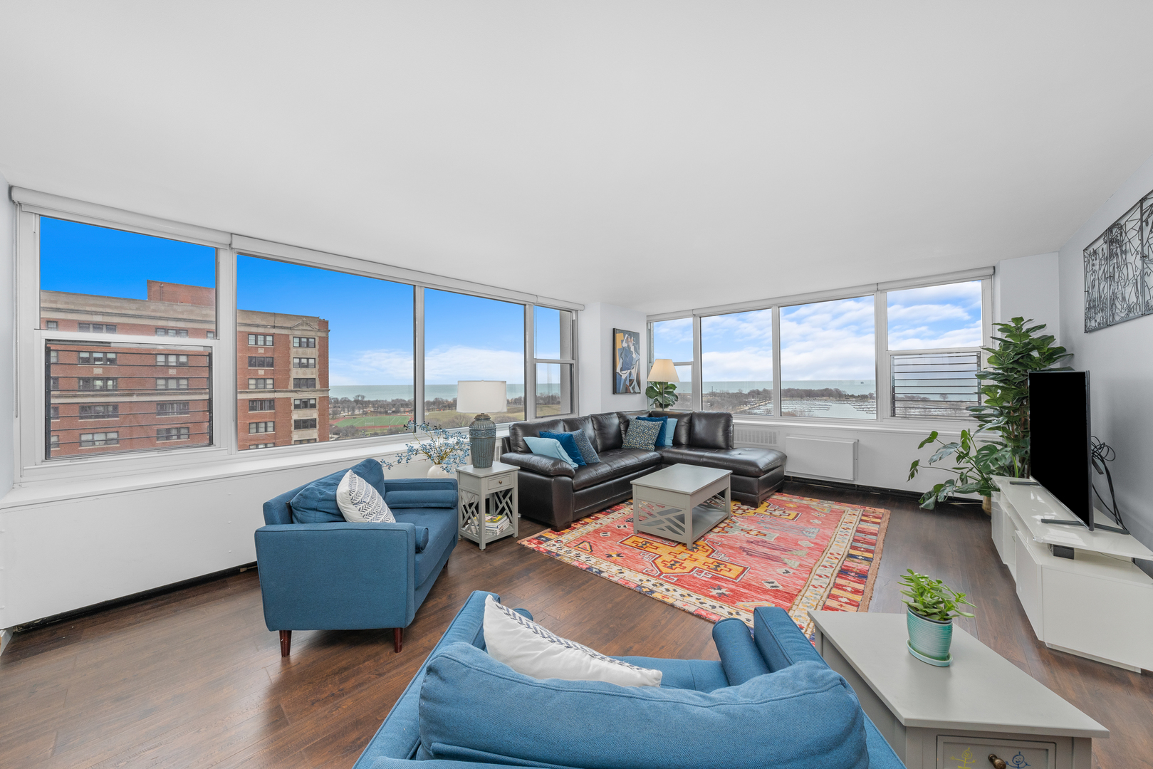 4250 N Marine Drive Unit: 1622