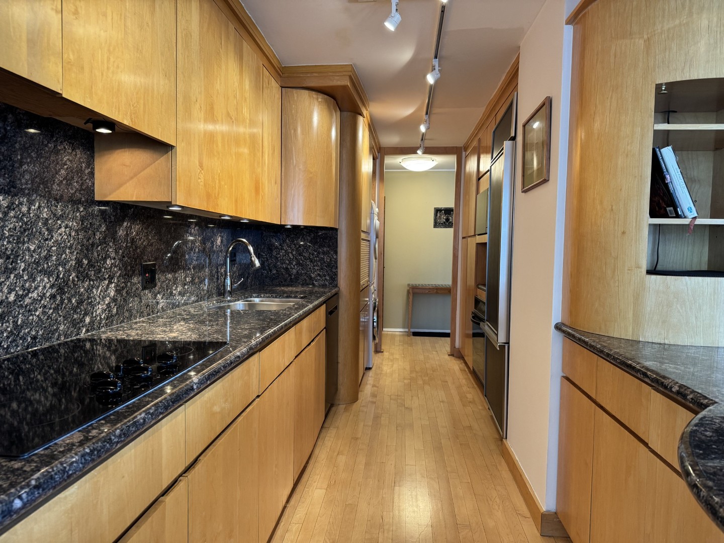 155 N Harbor Drive Unit: 1103