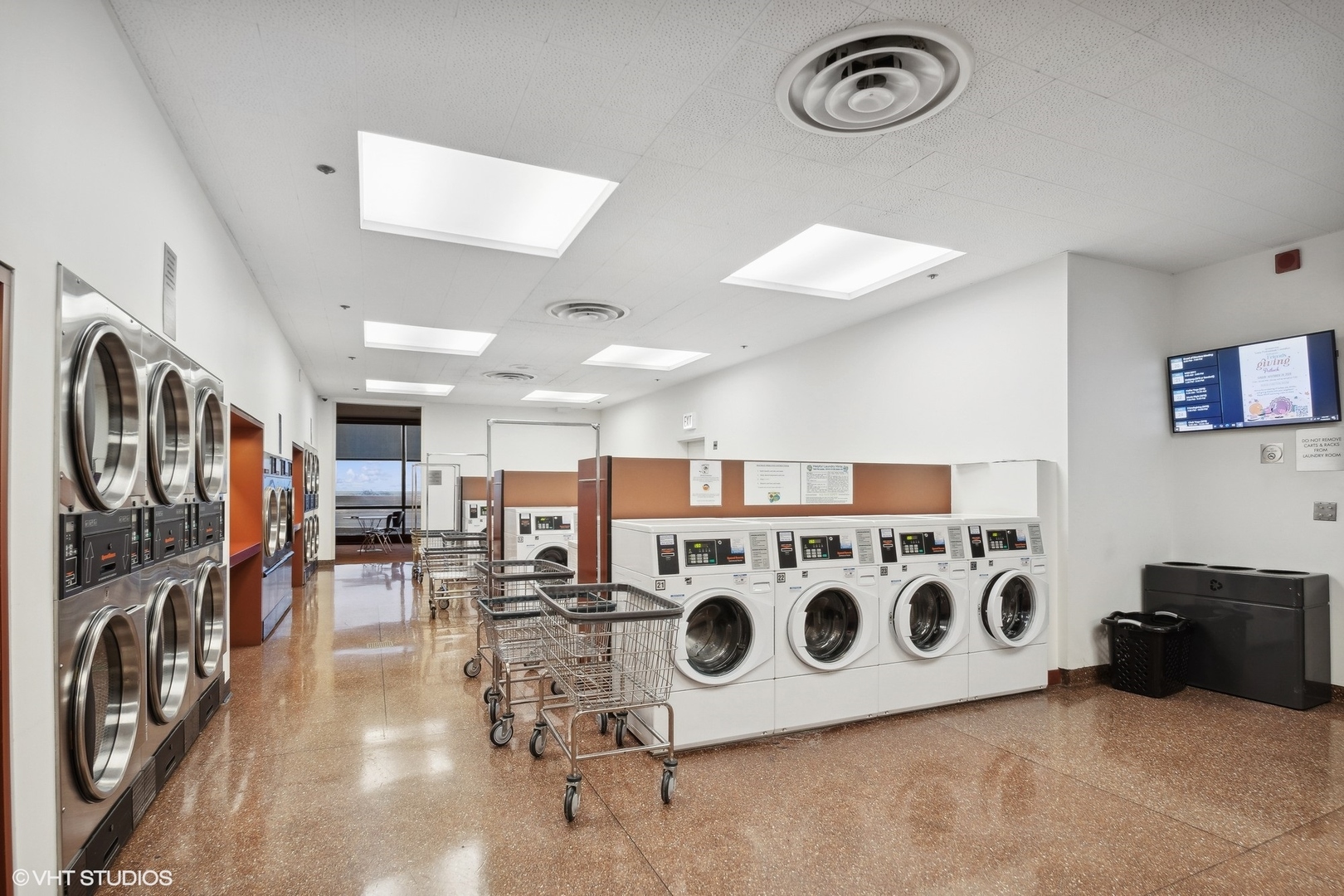 155 N Harbor Drive Unit: 1103