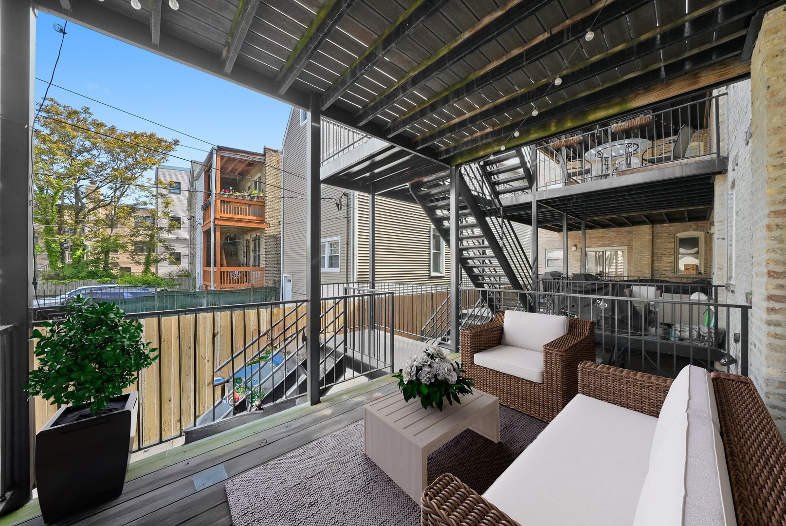 3406 W MEDILL Avenue Unit: 1