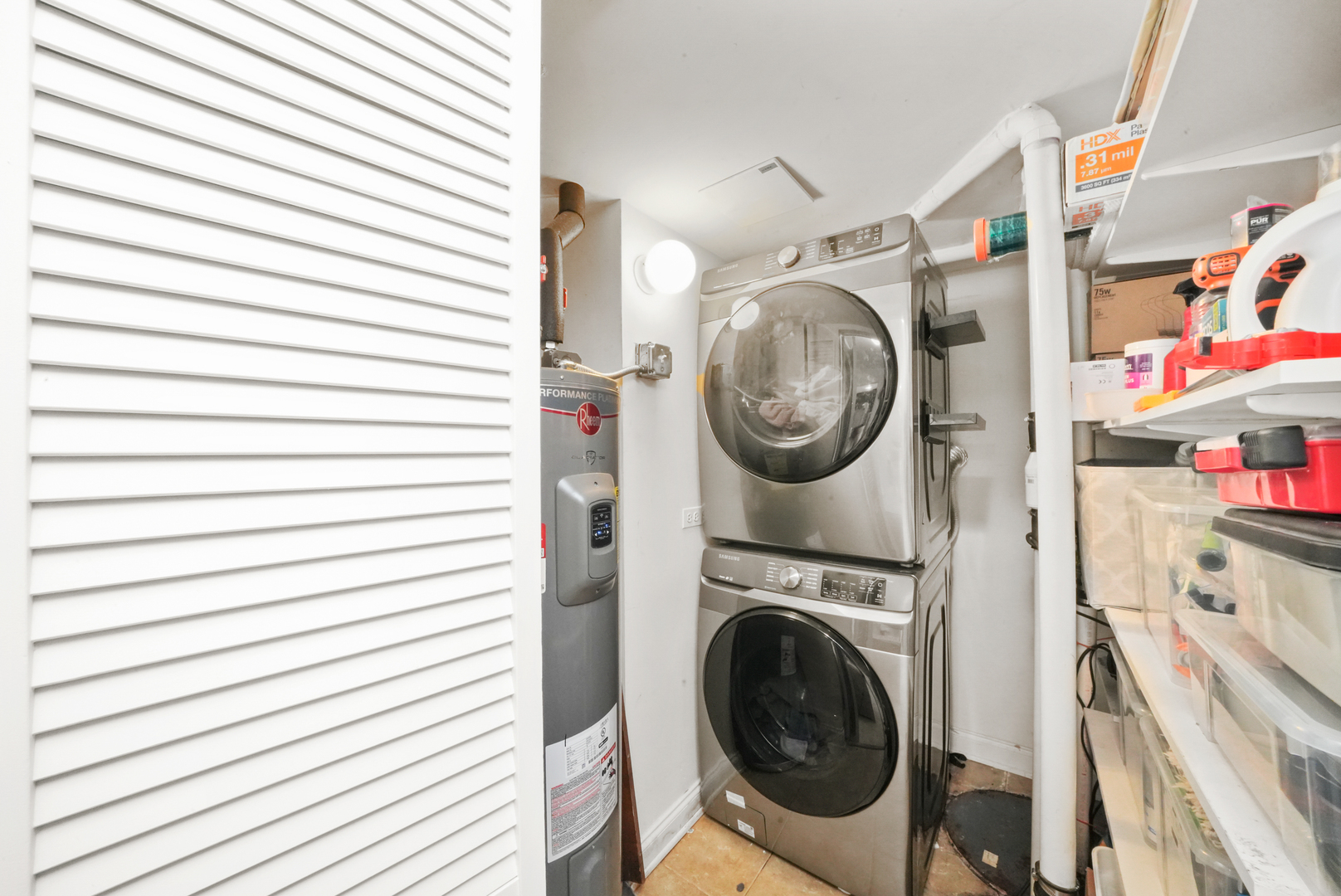 3406 W MEDILL Avenue Unit: 1