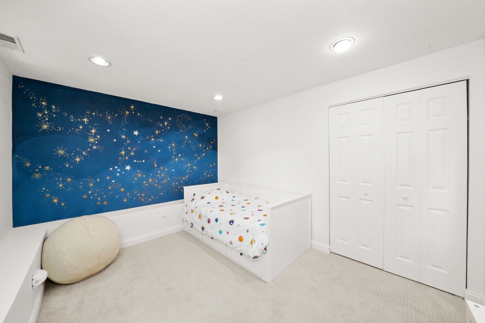 3406 W MEDILL Avenue Unit: 1