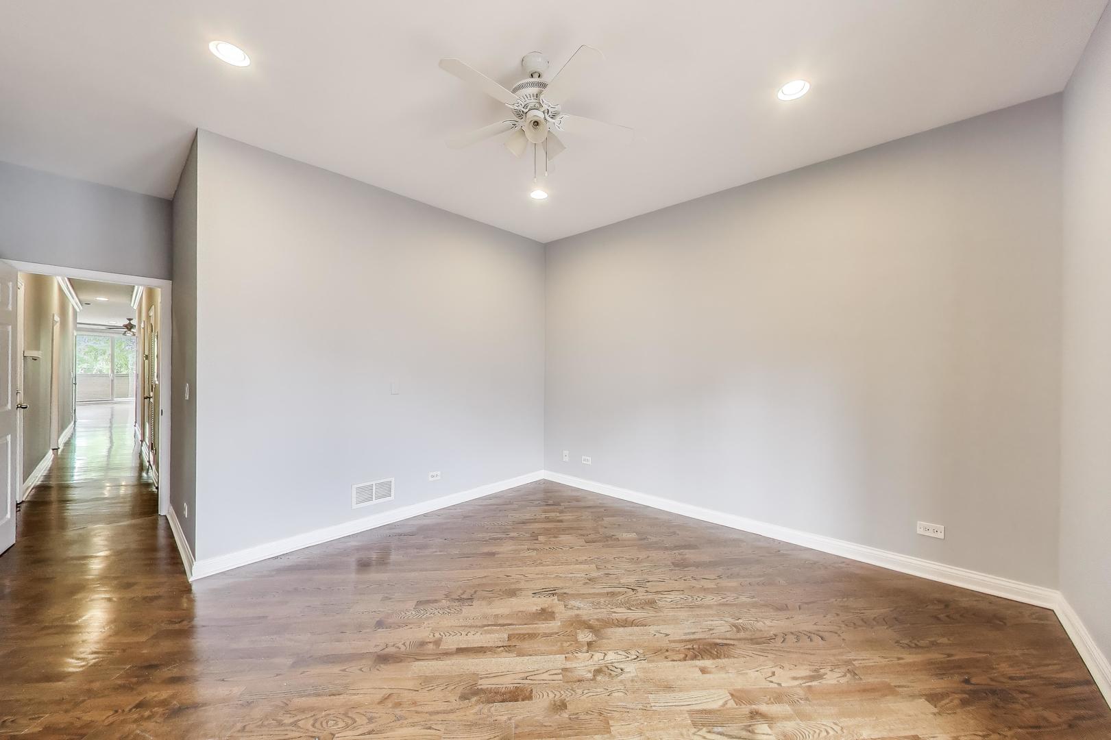 2812 W CHICAGO Avenue Unit: 2