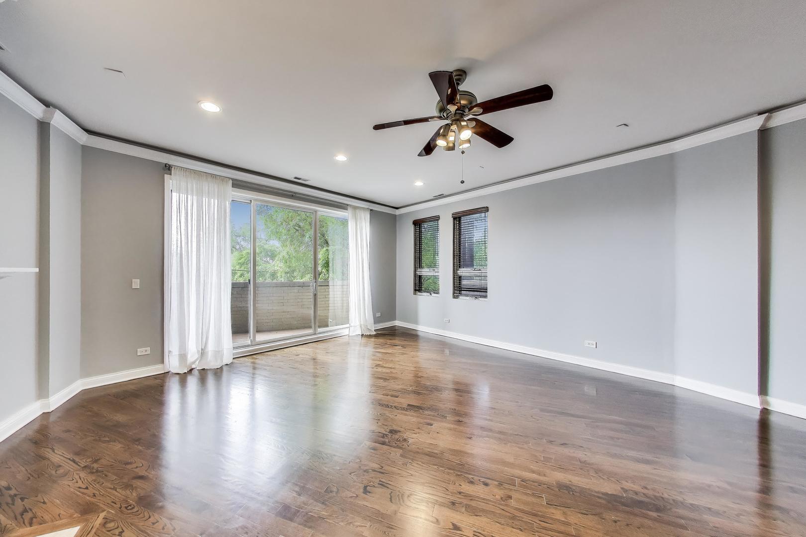 2812 W CHICAGO Avenue Unit: 2