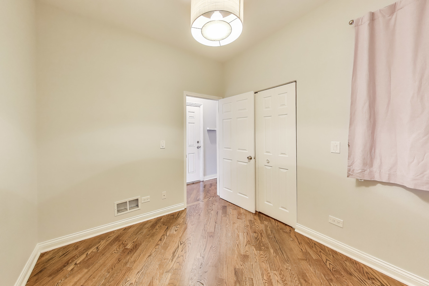 2812 W CHICAGO Avenue Unit: 2