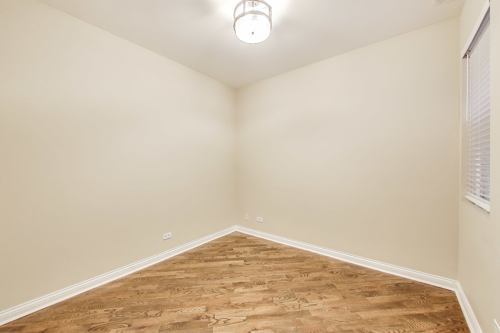 2812 W CHICAGO Avenue Unit: 2