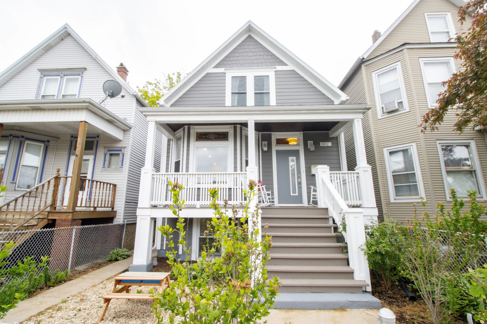 3645 W Wrightwood Avenue