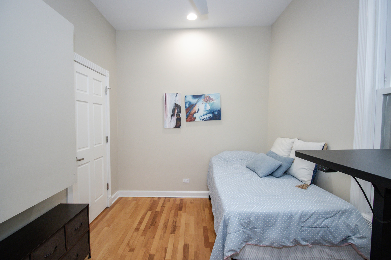 3645 W Wrightwood Avenue