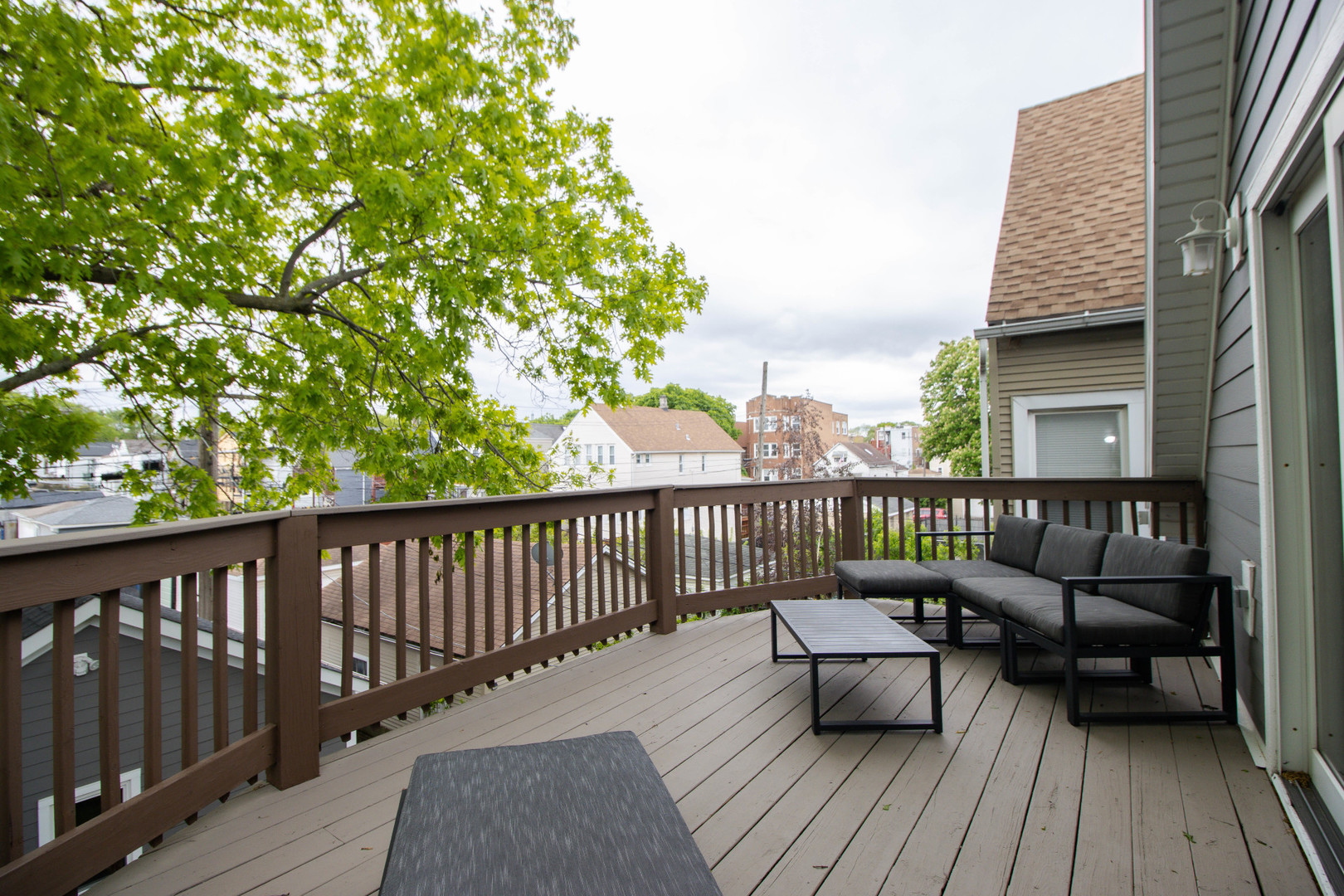 3645 W Wrightwood Avenue