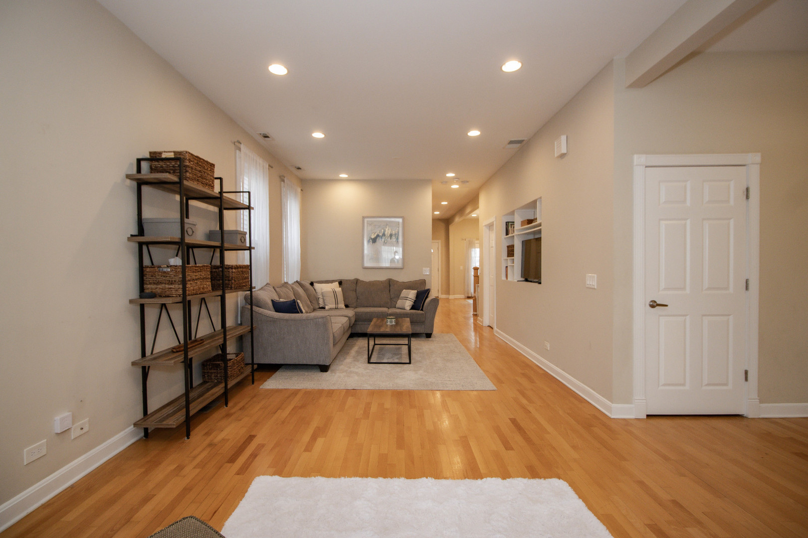 3645 W Wrightwood Avenue