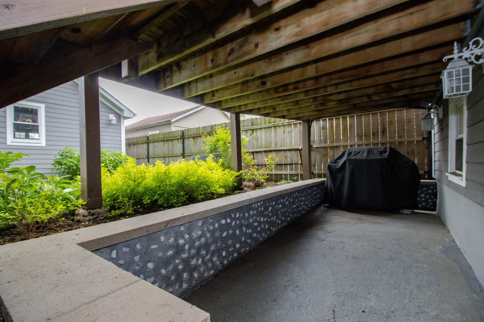 3645 W Wrightwood Avenue