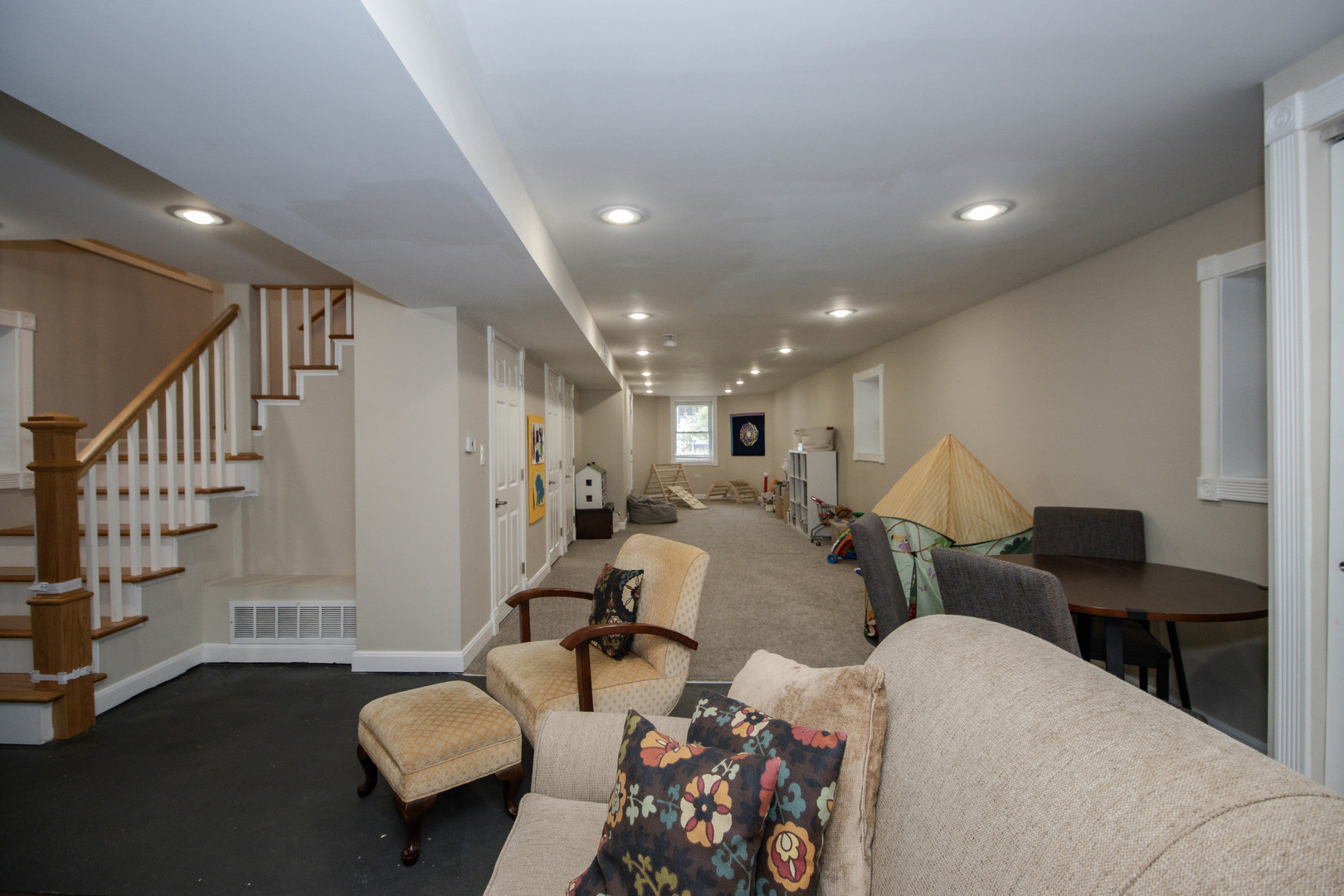 3645 W Wrightwood Avenue